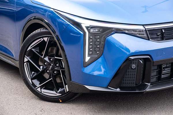 2025 Kia K4 GT-Line CL4m