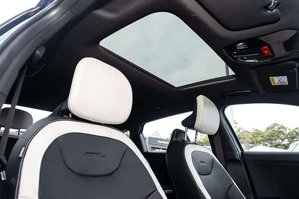 2025 Kia K4 GT-Line CL4m