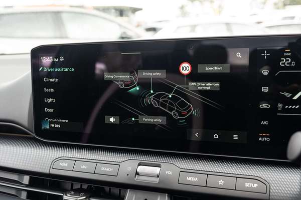 2025 Kia K4 GT-Line CL4m