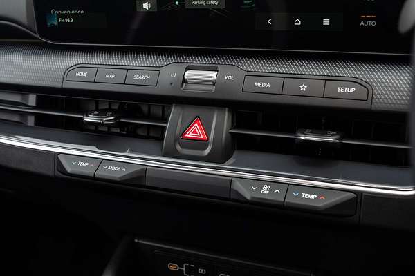 2025 Kia K4 GT-Line CL4m