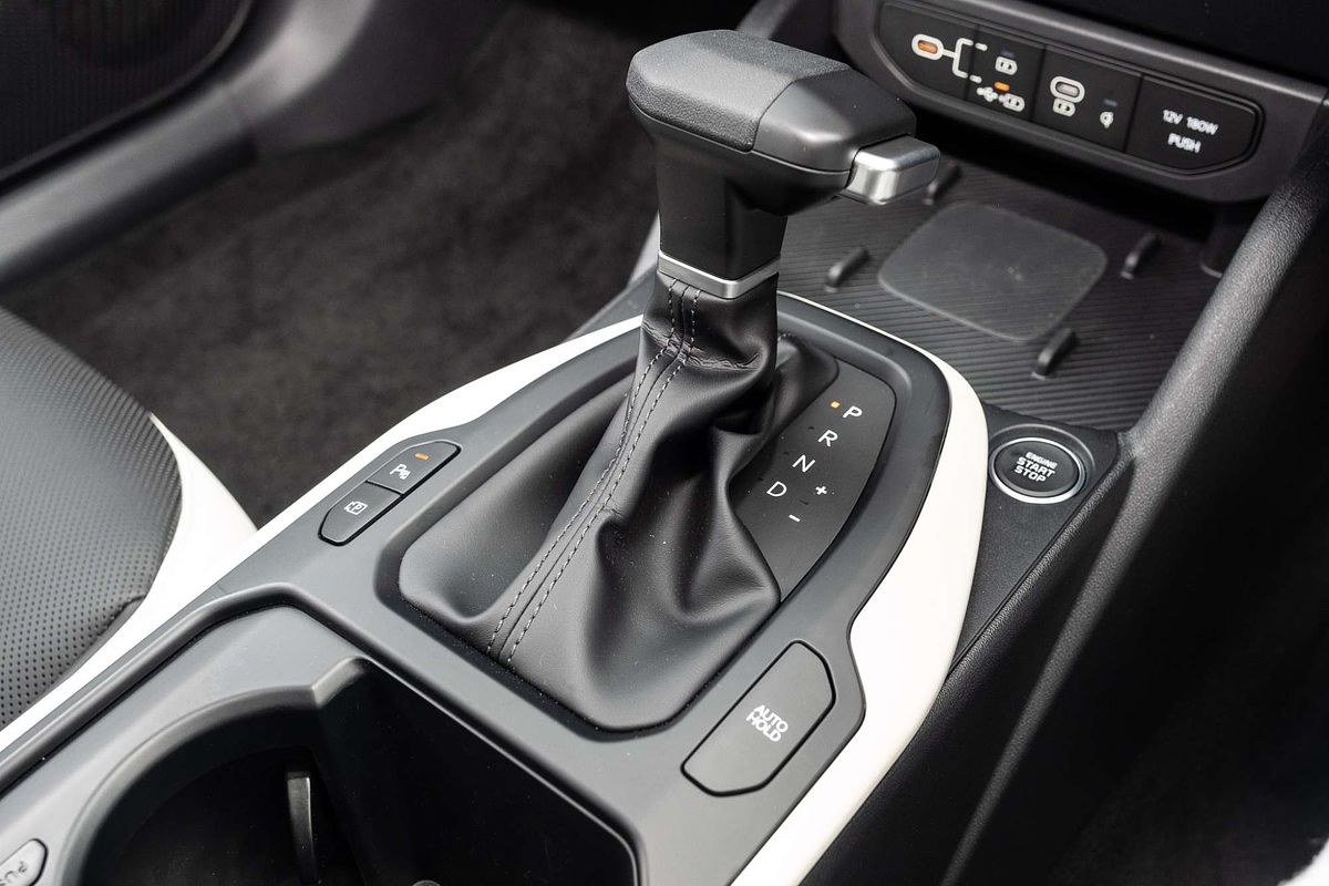 2025 Kia K4 GT-Line CL4m