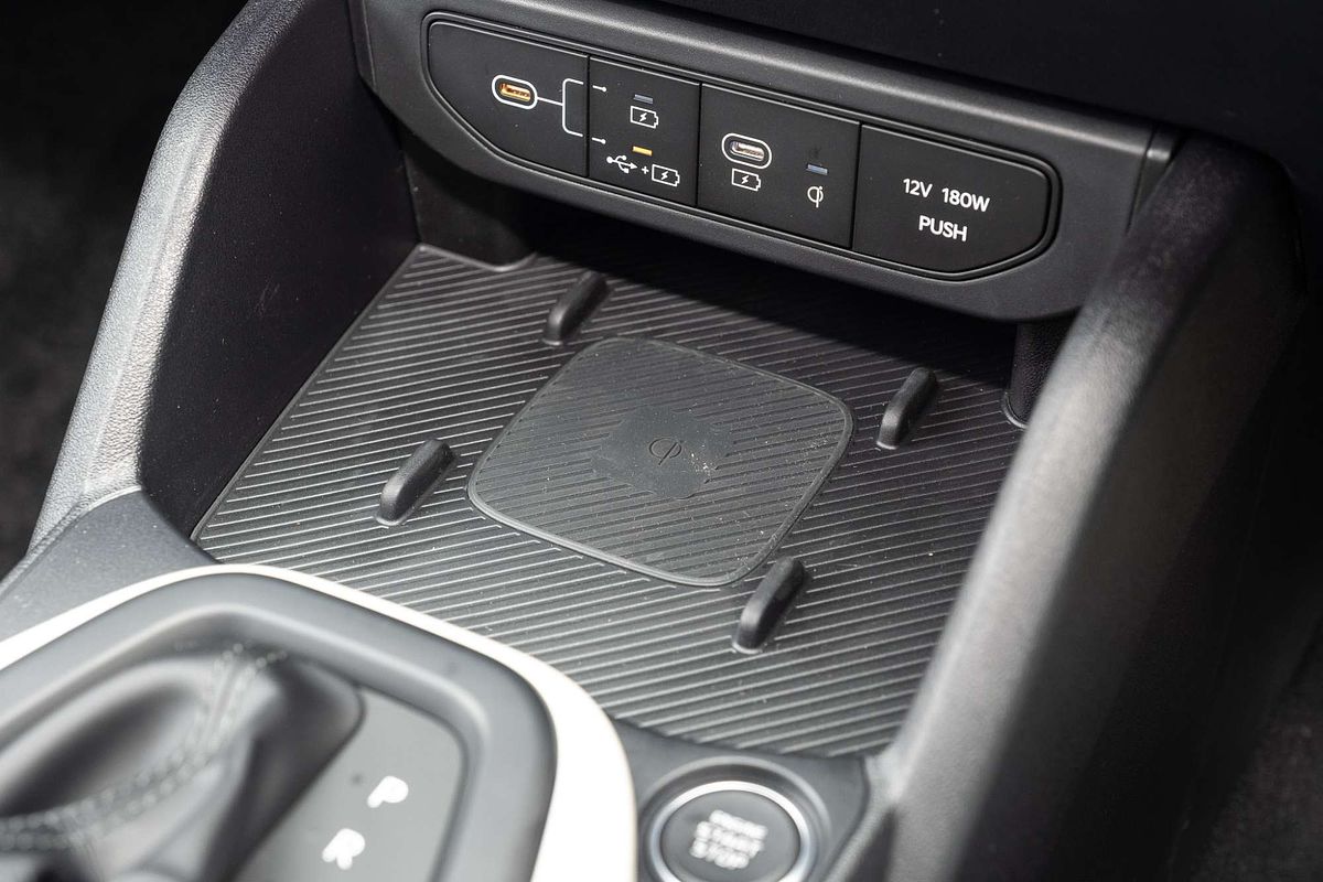 2025 Kia K4 GT-Line CL4m