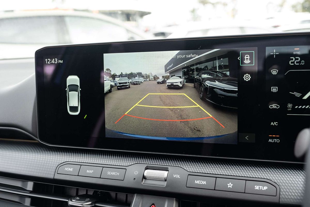 2025 Kia K4 GT-Line CL4m