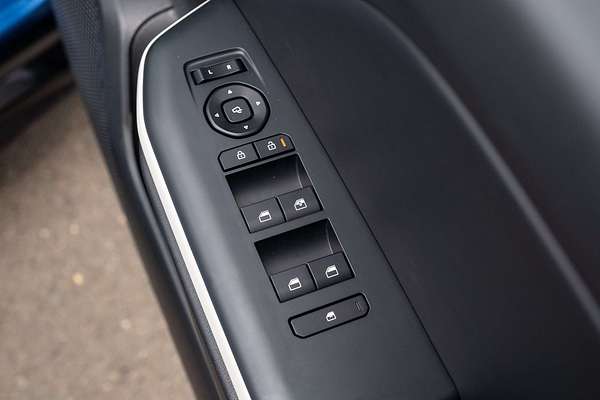 2025 Kia K4 GT-Line CL4m