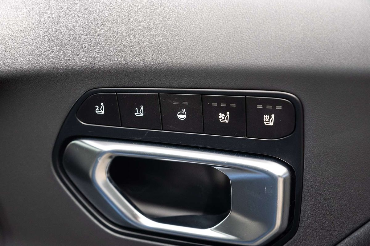 2025 Kia K4 GT-Line CL4m