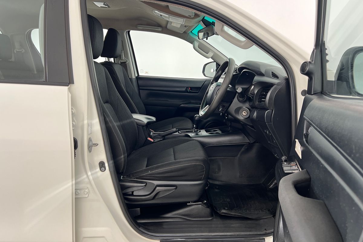 2020 Toyota Hilux SR GUN126R 4X4