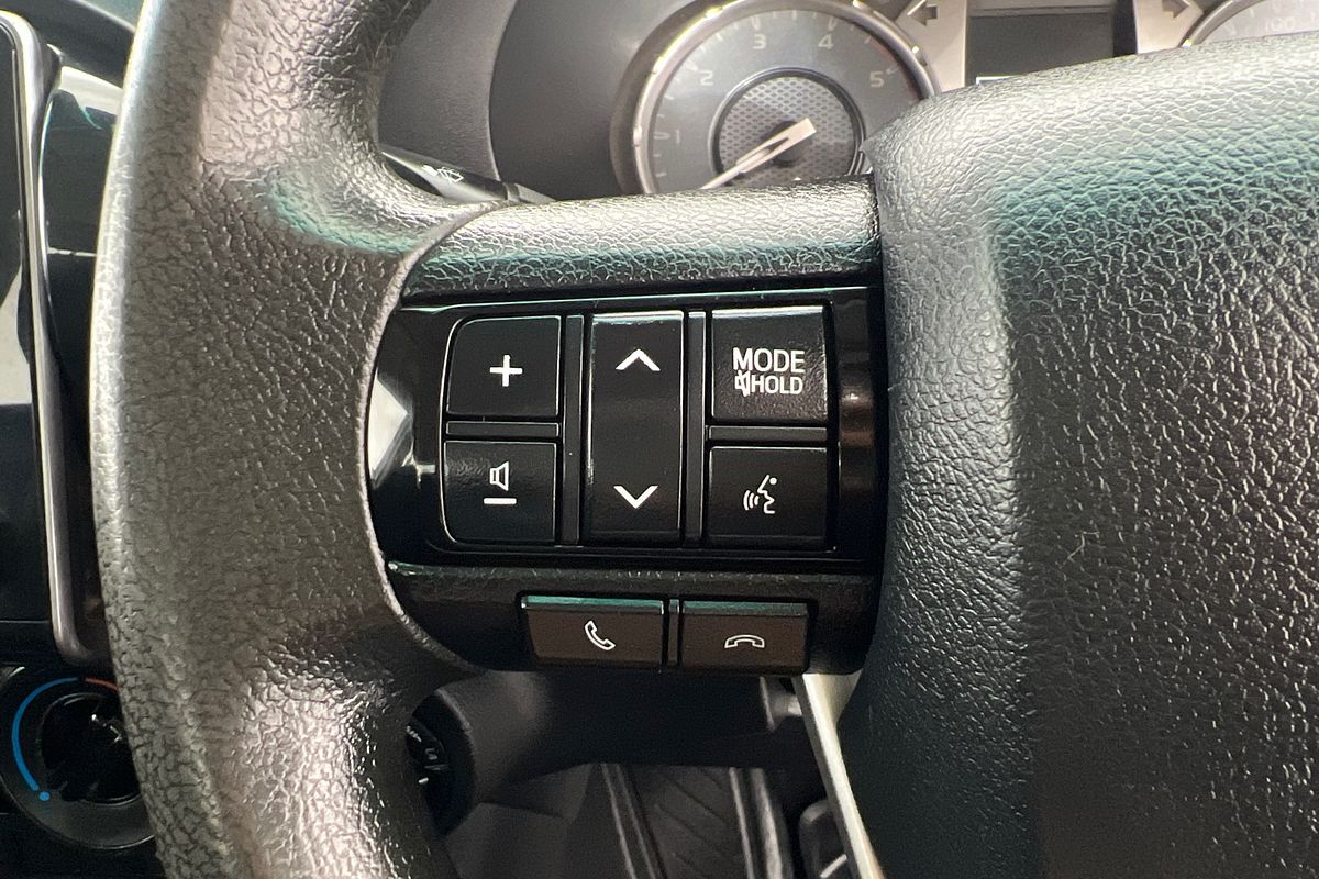 2020 Toyota Hilux SR GUN126R 4X4