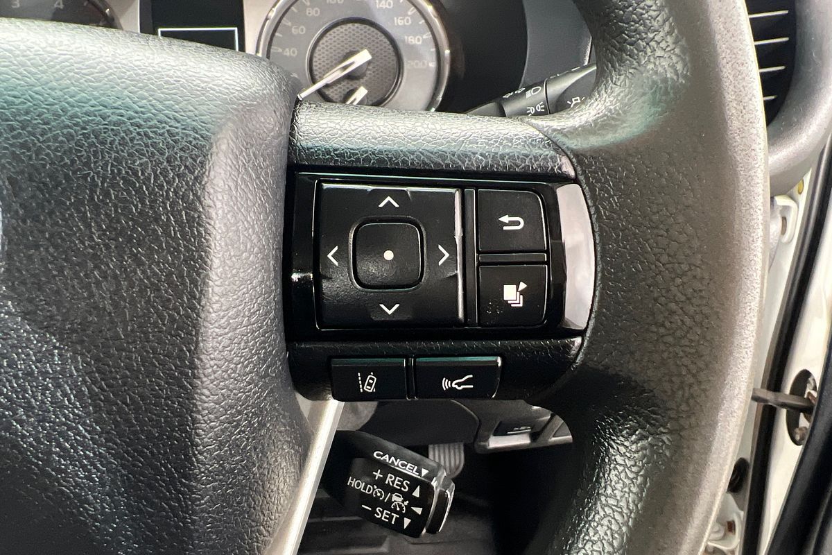 2020 Toyota Hilux SR GUN126R 4X4