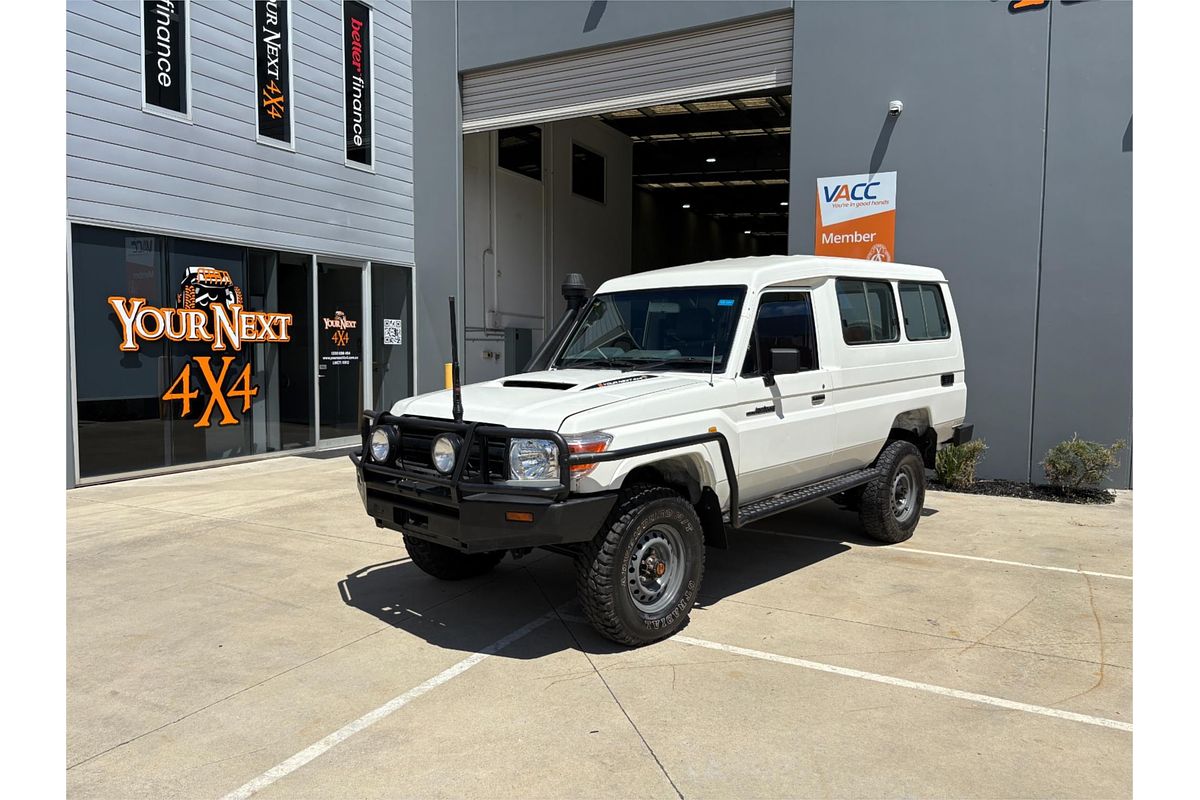 2013 Toyota Landcruiser WORKMATE (4x4) 11 SEAT VDJ78R MY12 UPDATE