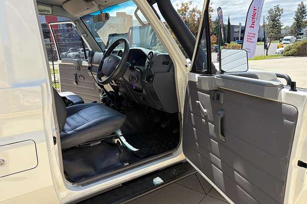 2013 Toyota Landcruiser WORKMATE (4x4) 11 SEAT VDJ78R MY12 UPDATE