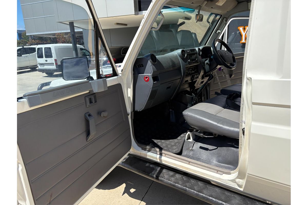 2013 Toyota Landcruiser WORKMATE (4x4) 11 SEAT VDJ78R MY12 UPDATE