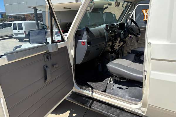 2013 Toyota Landcruiser WORKMATE (4x4) 11 SEAT VDJ78R MY12 UPDATE