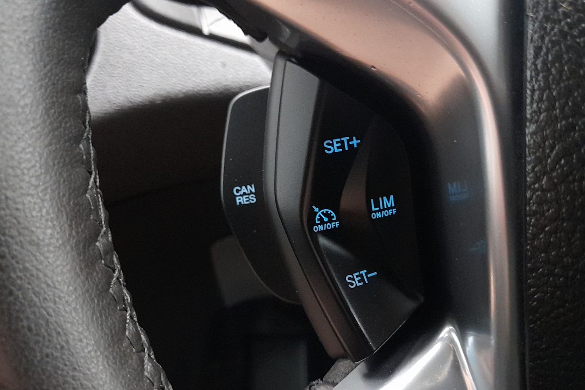 2018 Ford Transit 350L VO LWB Mid Roof