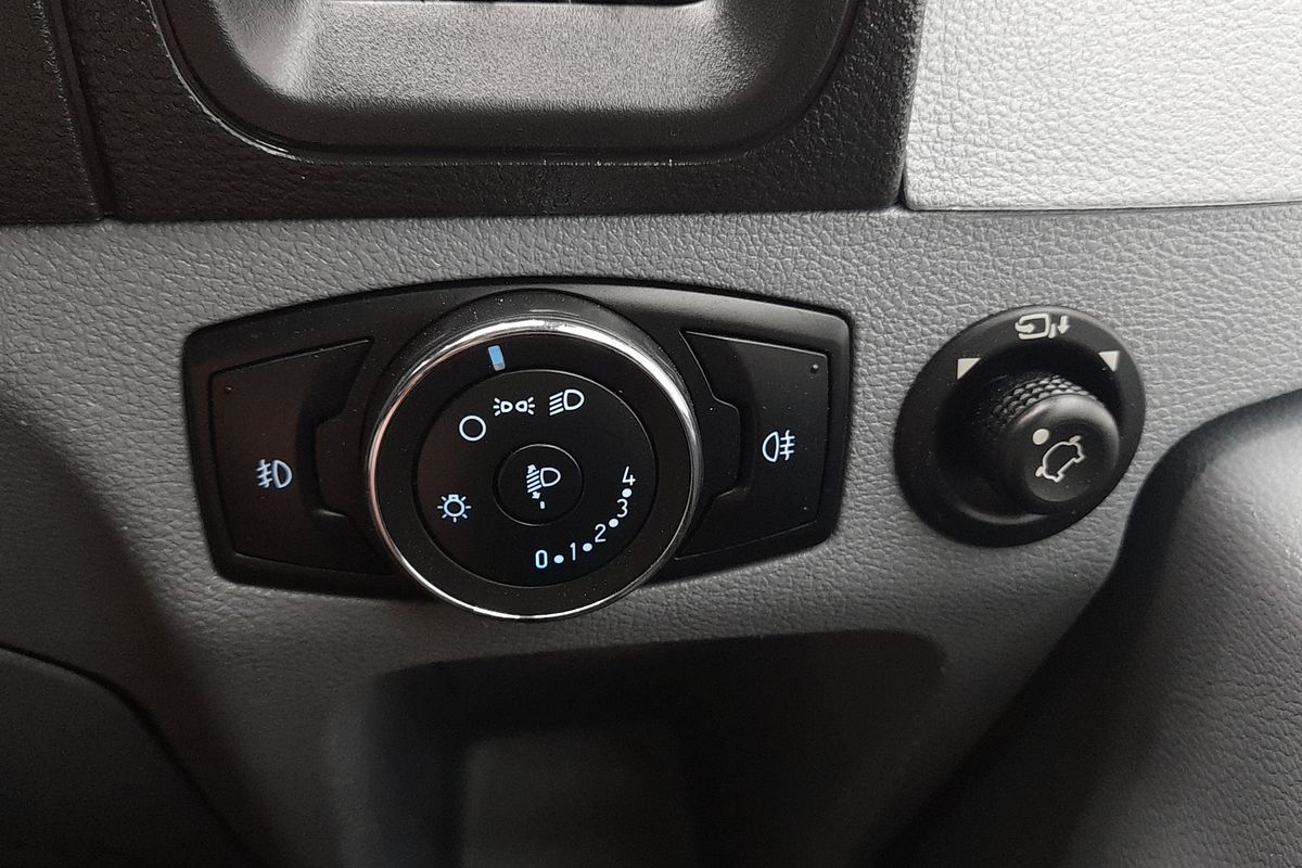 2018 Ford Transit 350L VO LWB Mid Roof