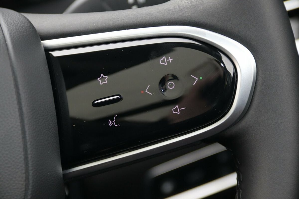 2025 Jaecoo J7 SHS Summit