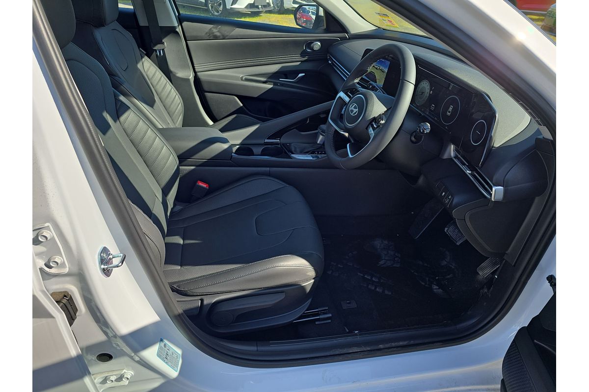 2025 Hyundai i30 Elite CN7.V2