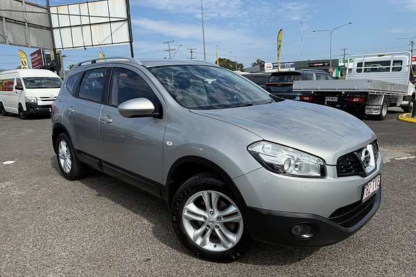 2013 Nissan Dualis +2 ST J10 Series 4