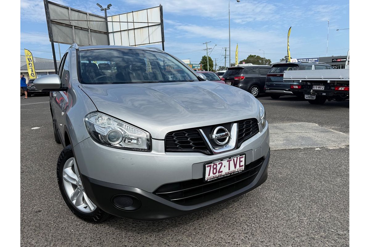 2013 Nissan Dualis +2 ST J10 Series 4