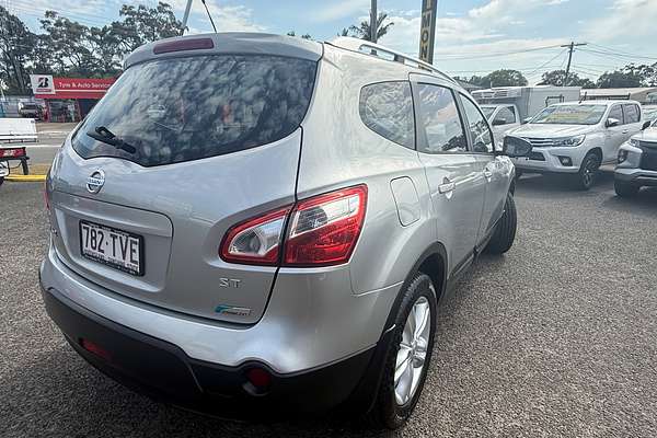 2013 Nissan Dualis +2 ST J10 Series 4