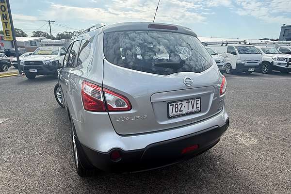 2013 Nissan Dualis +2 ST J10 Series 4