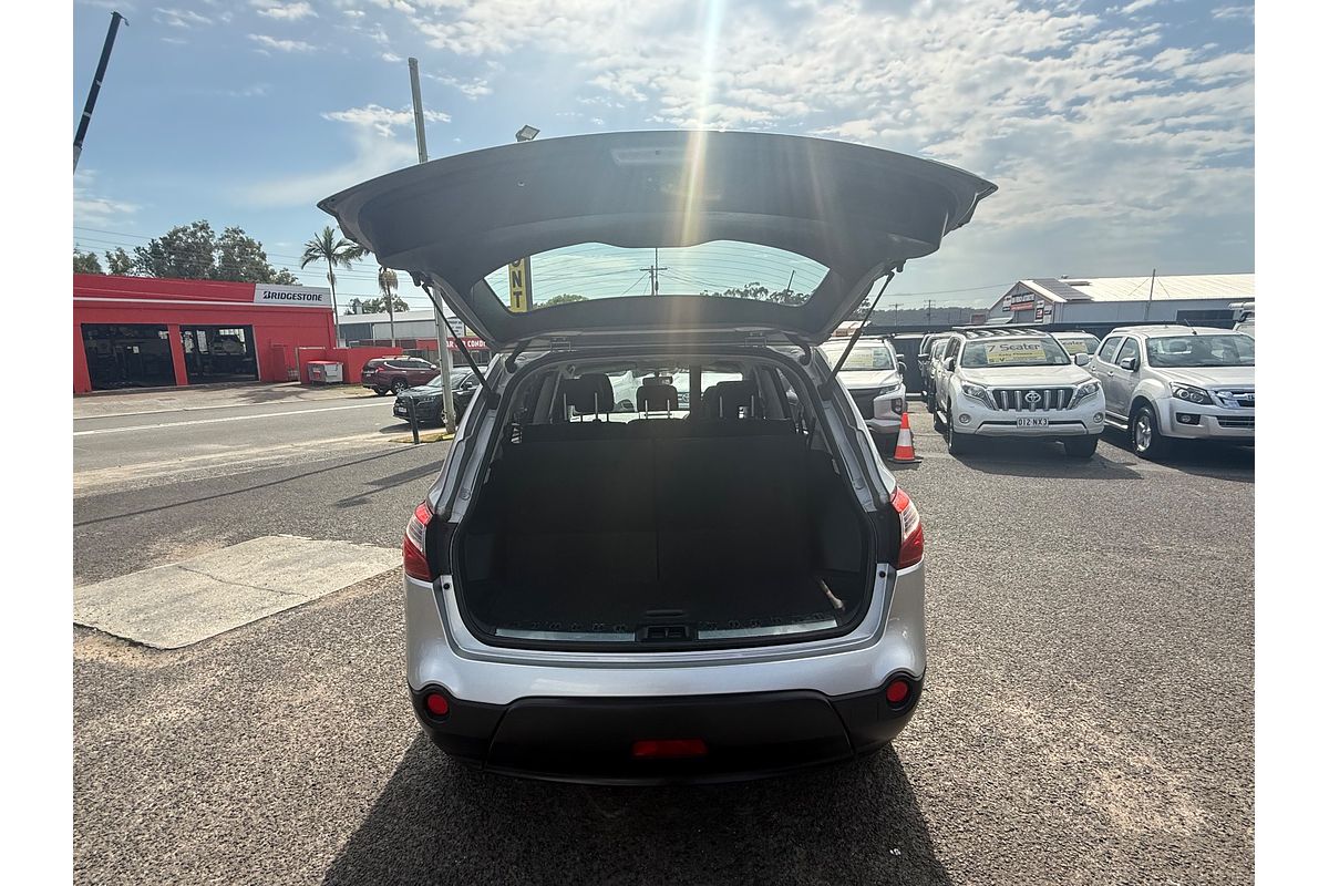 2013 Nissan Dualis +2 ST J10 Series 4