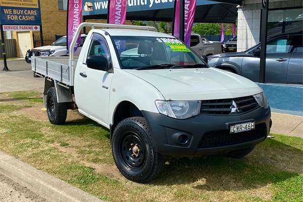 2014 Mitsubishi Triton GL MN
