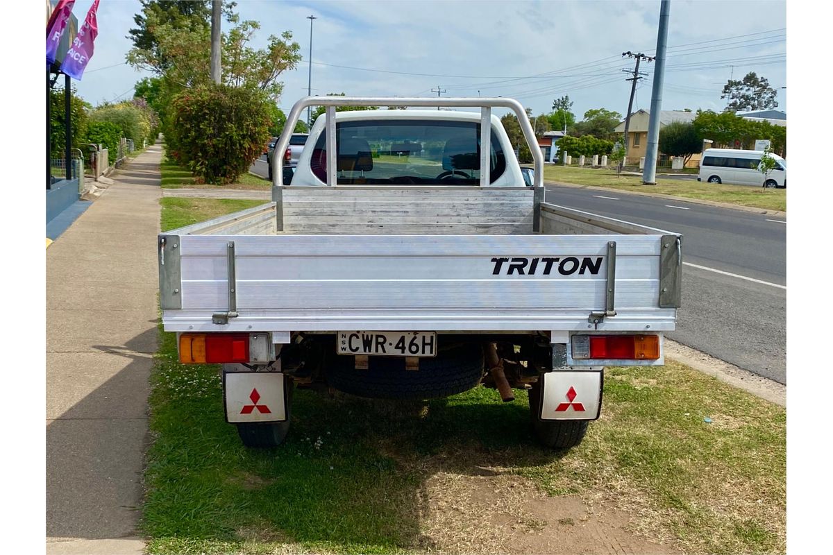 2014 Mitsubishi Triton GL MN