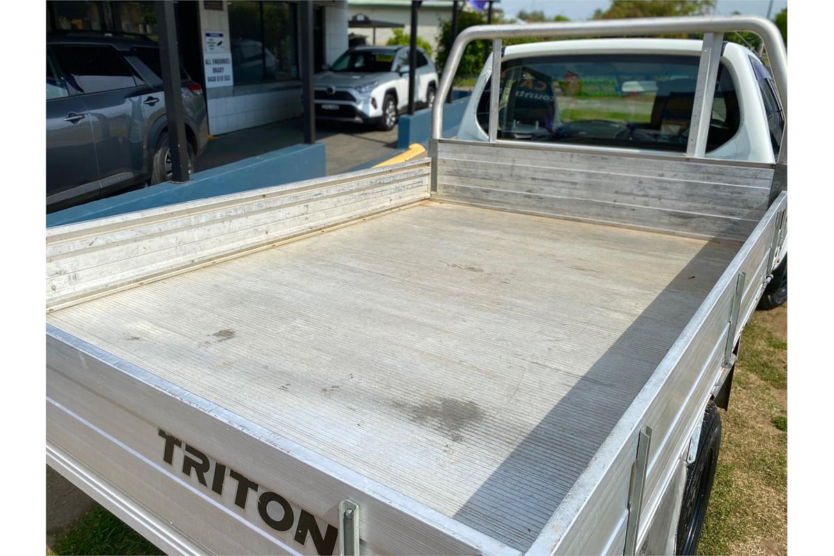 2014 Mitsubishi Triton GL MN
