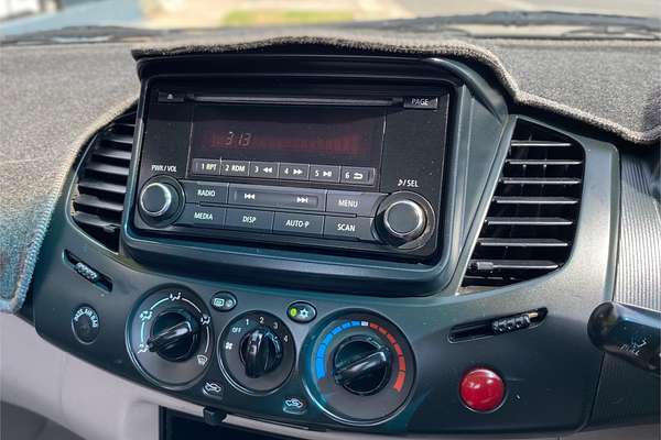 2014 Mitsubishi Triton GL MN