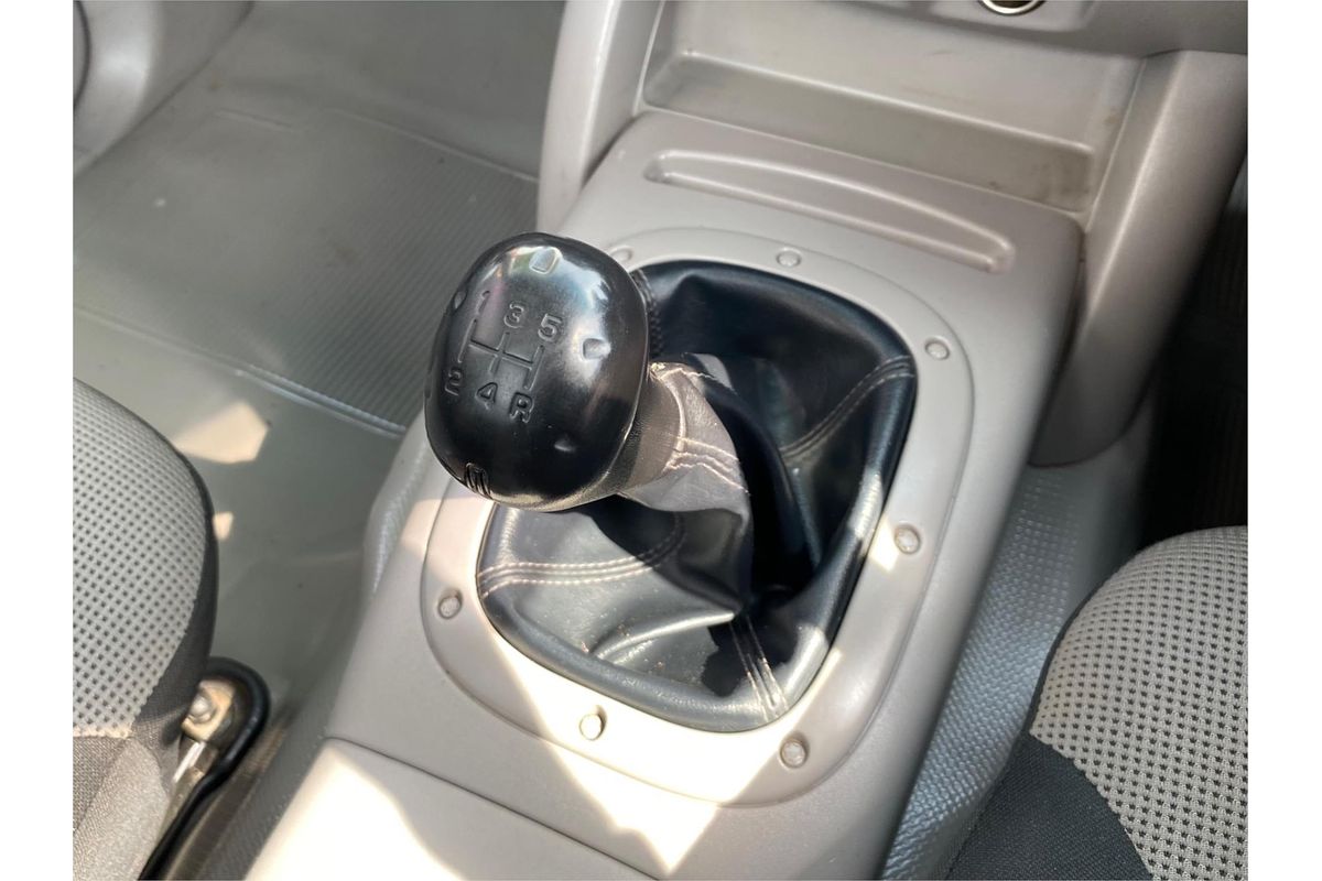 2014 Mitsubishi Triton GL MN