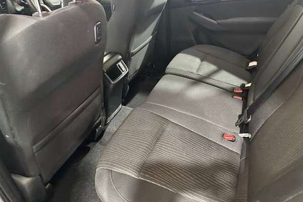 2025 Isuzu MU-X LS-M