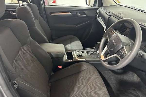 2025 Isuzu MU-X LS-M