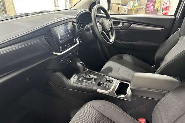 2025 Isuzu MU-X LS-M