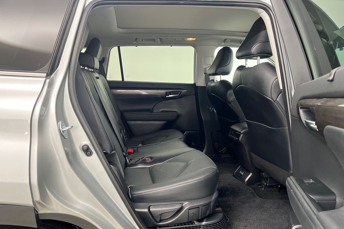 2023 Toyota Kluger Grande AXUH78R