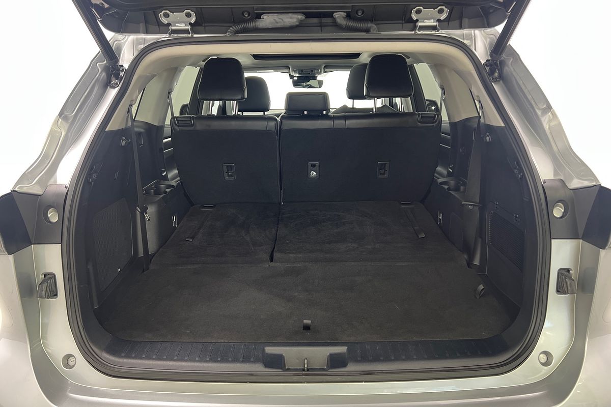 2023 Toyota Kluger Grande AXUH78R