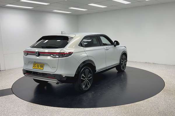 2023 Honda HR-V e:HEV L