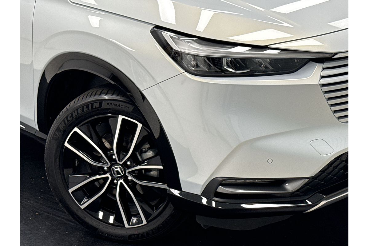 2023 Honda HR-V e:HEV L