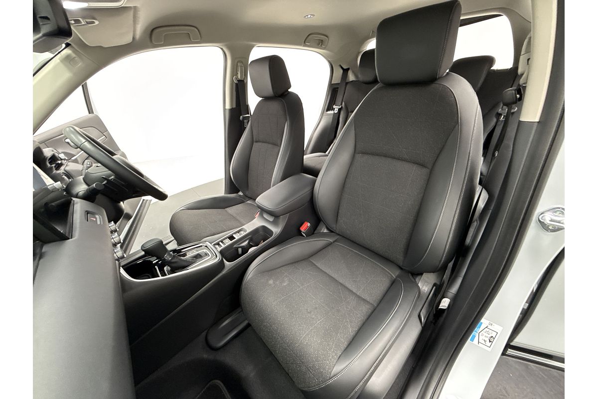 2023 Honda HR-V e:HEV L