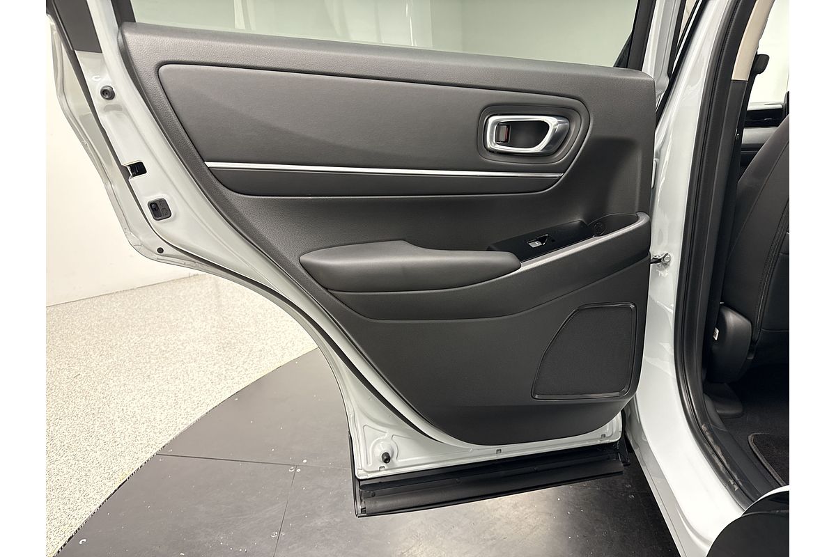 2023 Honda HR-V e:HEV L