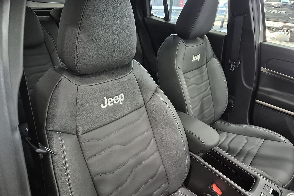 2024 Jeep Avenger Summit JJ