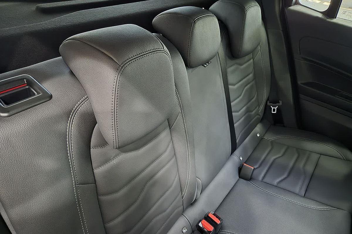 2024 Jeep Avenger Summit JJ