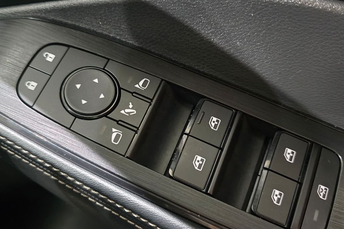 2023 Nissan X-TRAIL ST-L T33