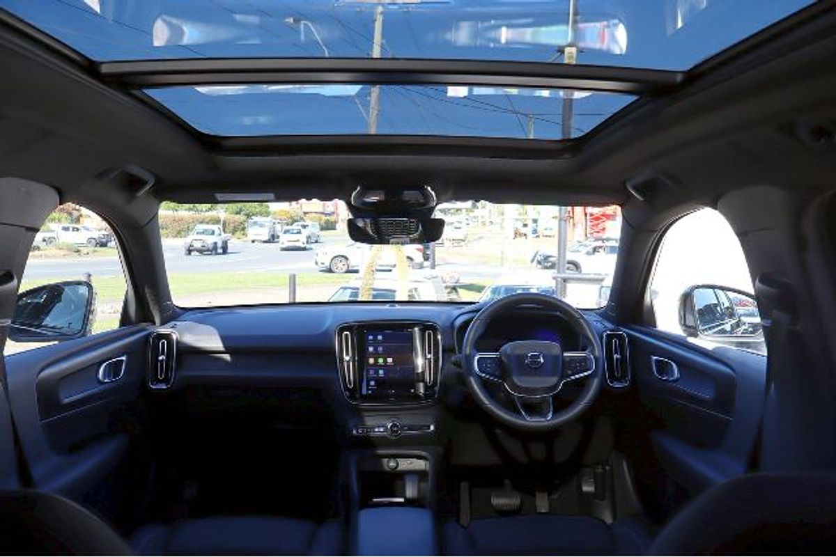 2023 Volvo XC40 Recharge Pure Electric