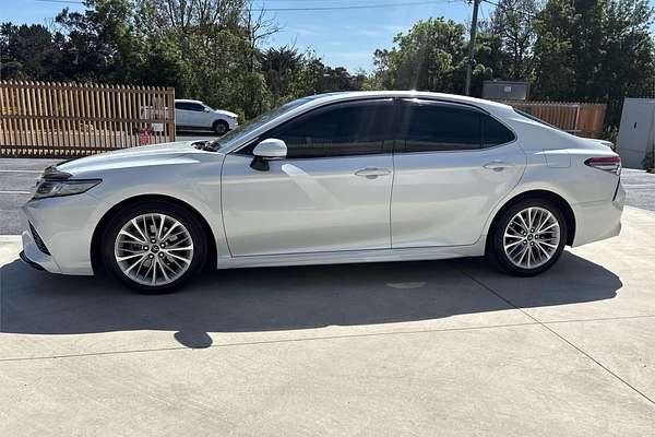 2018 Toyota Camry SL GSV70R