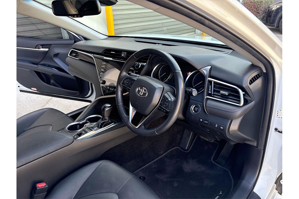 2018 Toyota Camry SL GSV70R