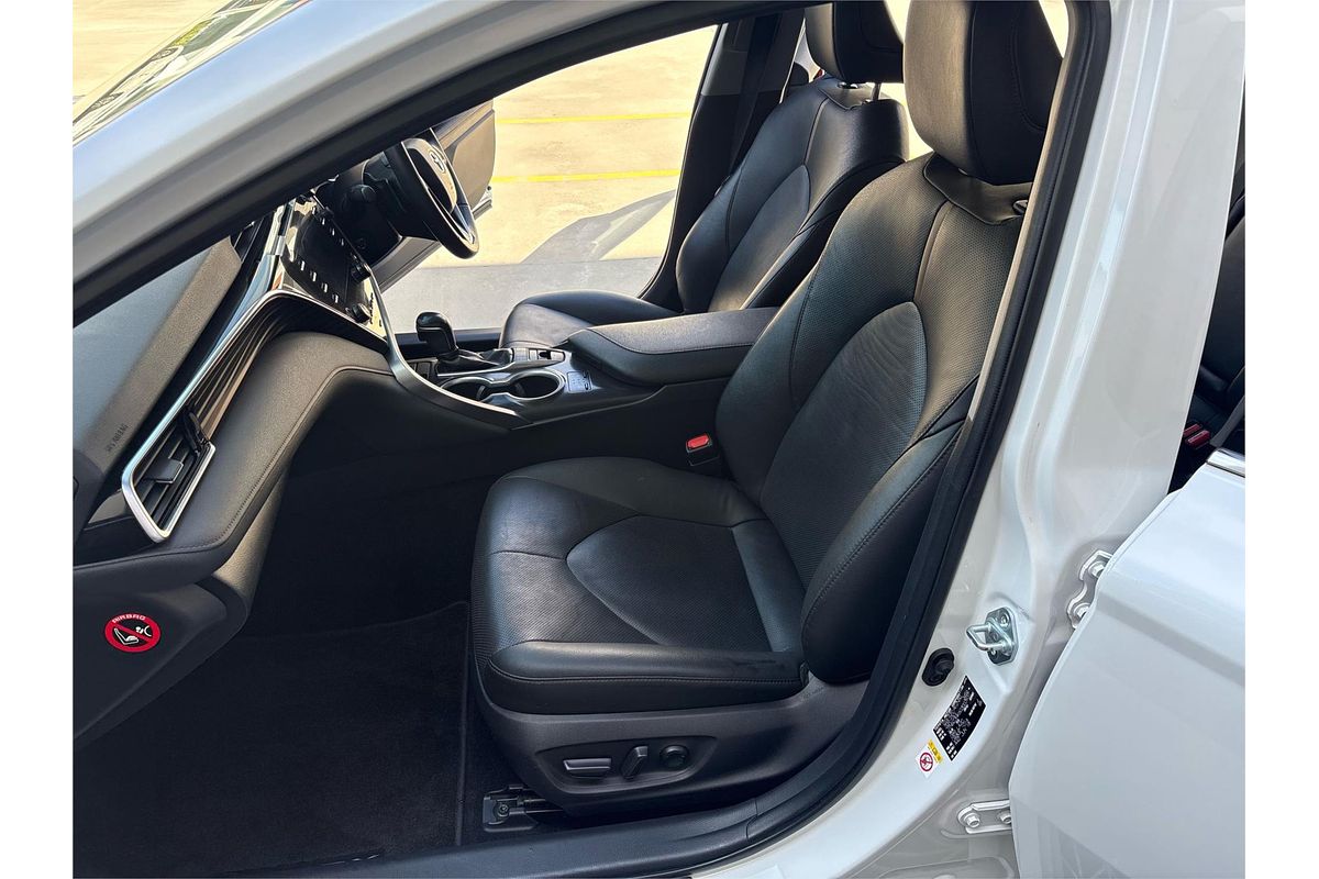2018 Toyota Camry SL GSV70R