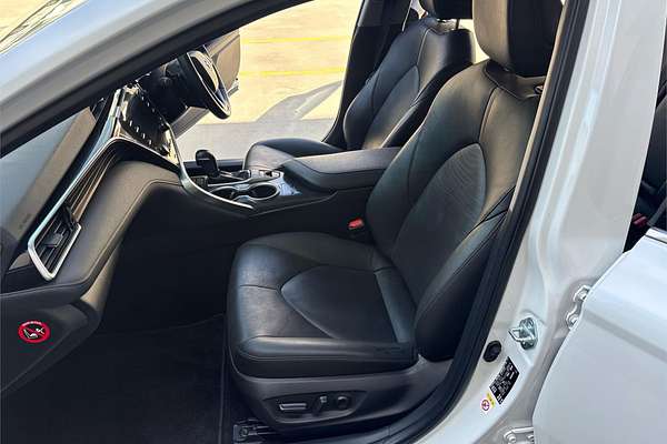 2018 Toyota Camry SL GSV70R