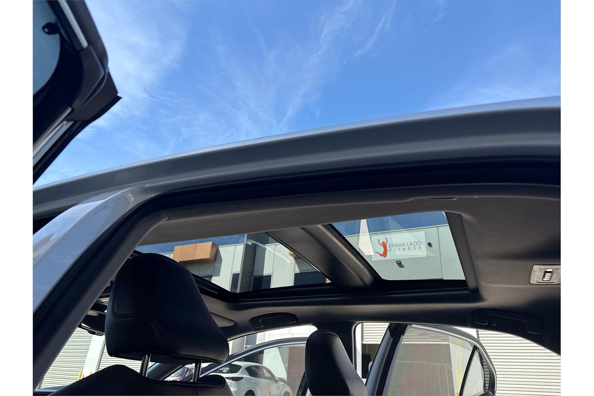 2018 Toyota Camry SL GSV70R
