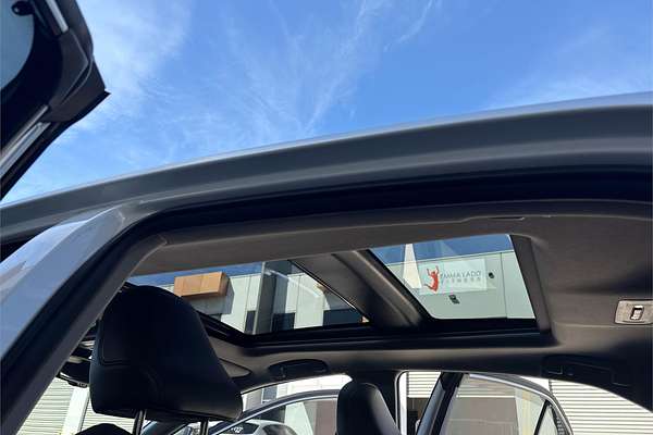2018 Toyota Camry SL GSV70R
