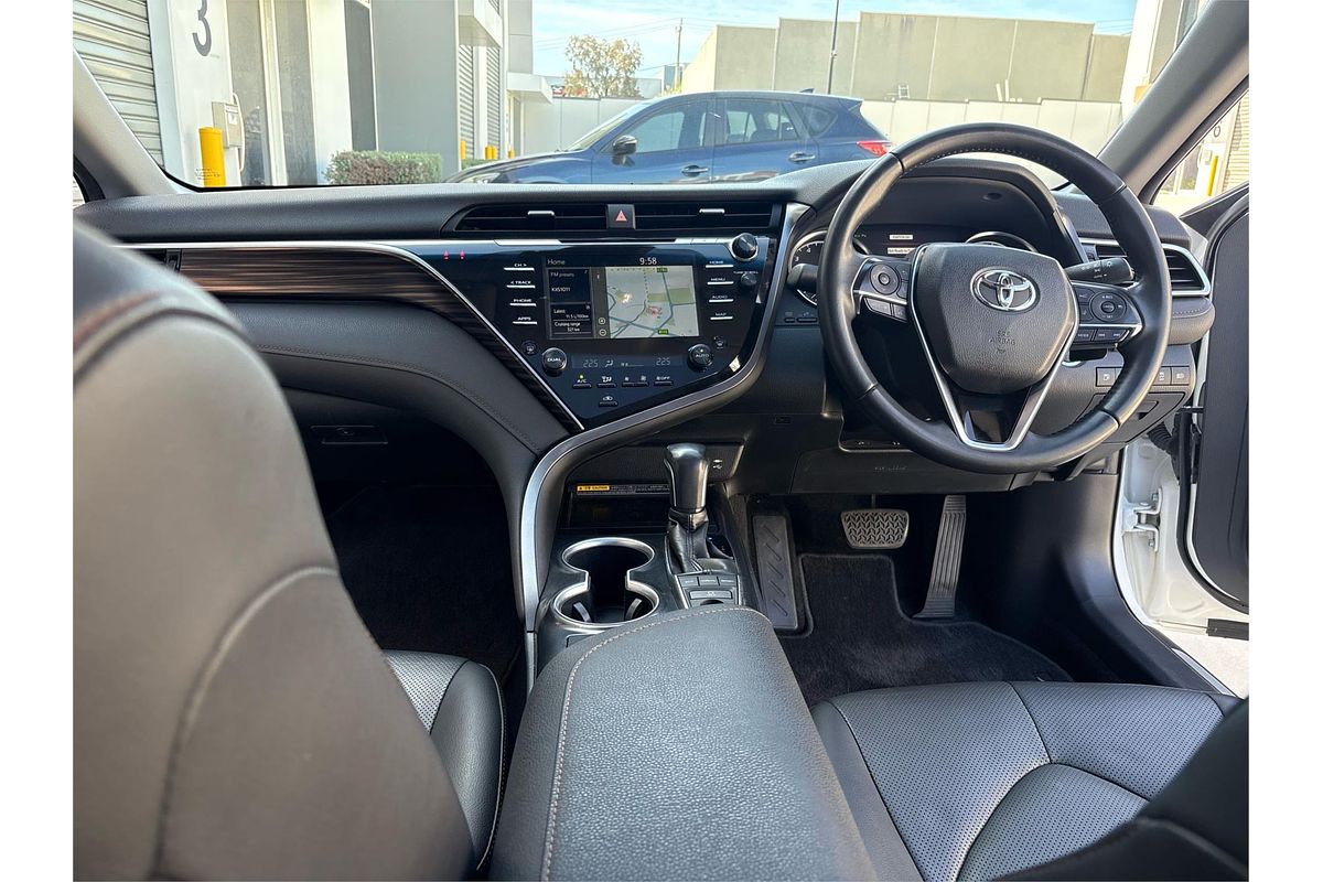 2018 Toyota Camry SL GSV70R